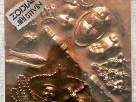 винил зодиак